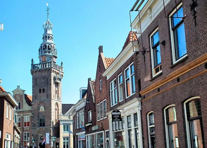 At Gouwzee Apartment *